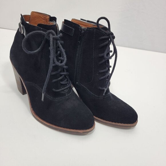 Lucky Brand Women's Echoh Black Booties W Back Buckle Accent Almond Toe Size 6.5 - Picture 2 of 12